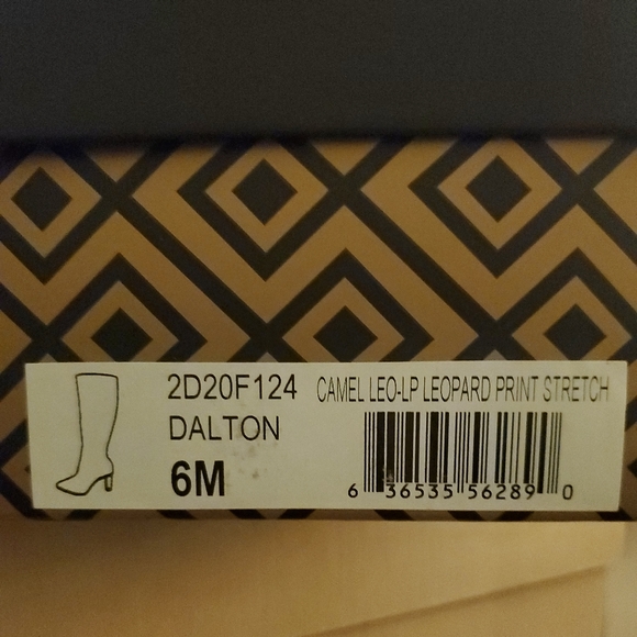 CHARLES BY CHARLES DAVID Dalton Camel Leopard Print Stretch Boots Womens 6 M - Picture 5 of 6